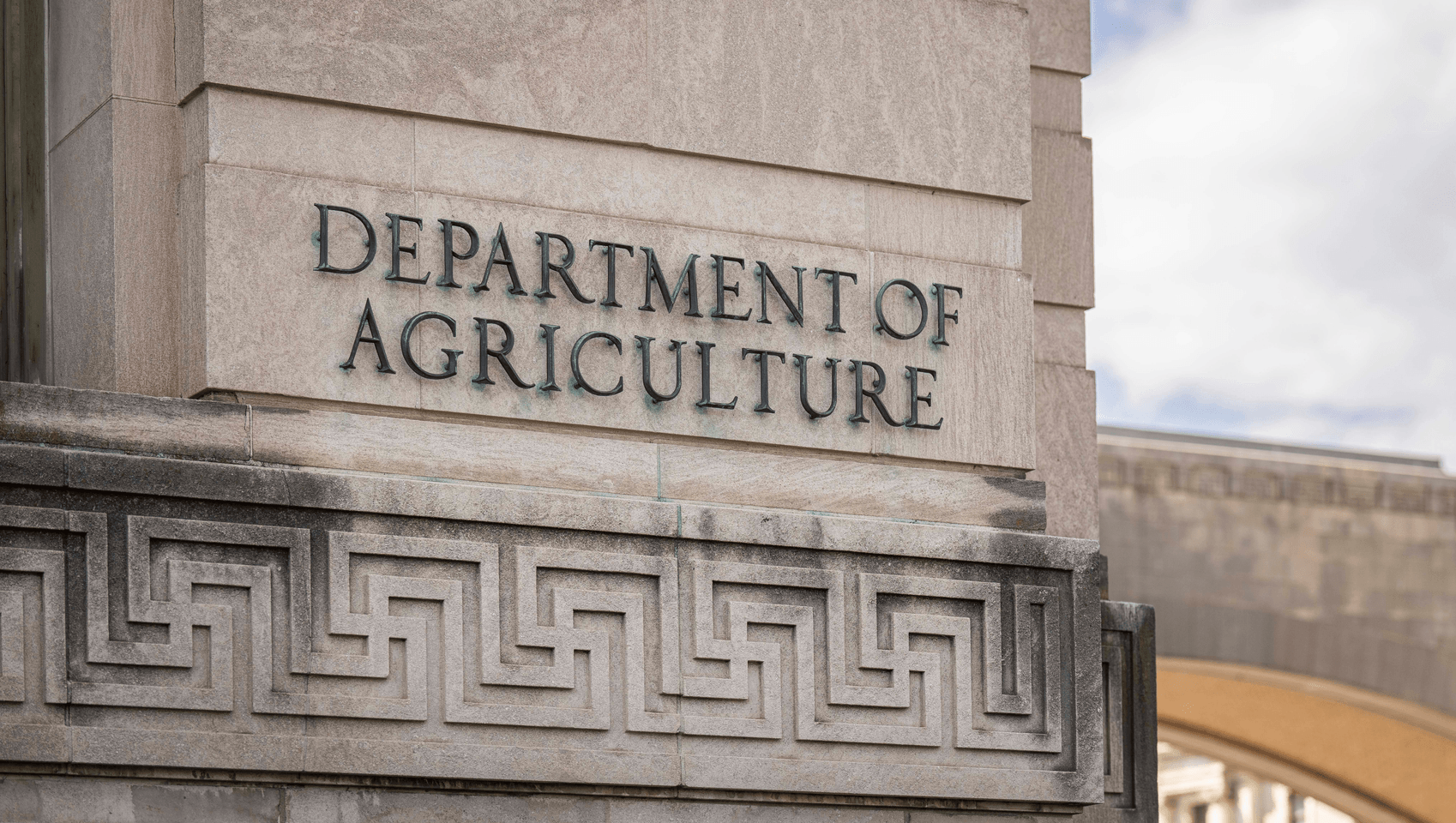 Staff member search for groundwater agencies